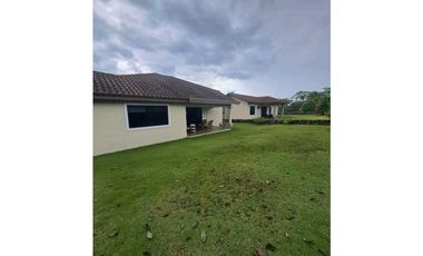 ALQUILO CASA EN.LOS.MOLINOS.3HAB