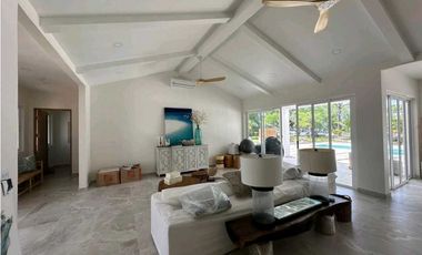 ALQUILO CASA EN.LOS.MOLINOS.3HAB