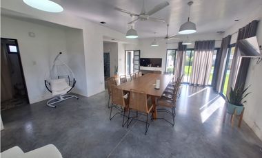 HERMOSA CASA QUINTA EN VENTA EN SAUCE MONTRULL