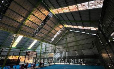 Gran galpón bodega a orilla de carretera