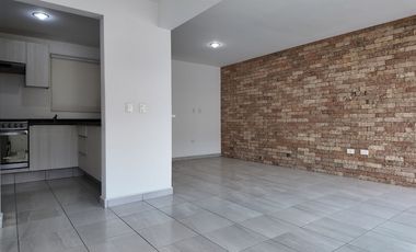 Oportunidad, departamento en venta, 2R,2B, 2E acabados de lujo piso 3