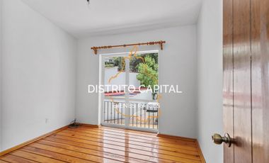 Casa con chimenea en renta en Lomas de Tecamachalco, Estado de México