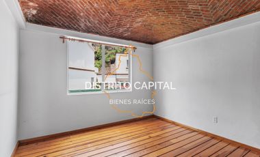 Casa con chimenea en renta en Lomas de Tecamachalco, Estado de México