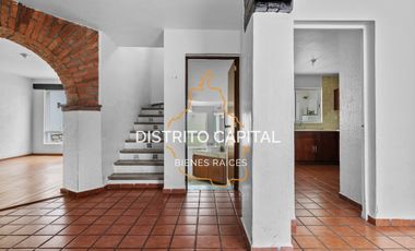 Casa con chimenea en renta en Lomas de Tecamachalco, Estado de México