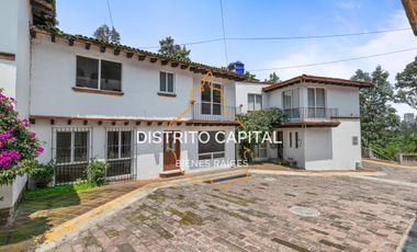 Casa con chimenea en renta en Lomas de Tecamachalco, Estado de México