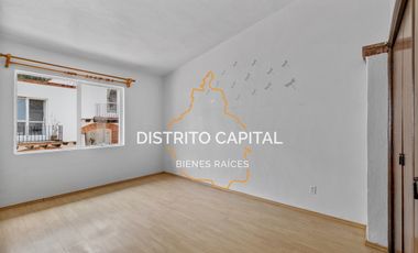 Casa con chimenea en renta en Lomas de Tecamachalco, Estado de México