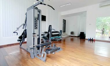 Villa View Hutan dan Sungai di Nyambu Tabanan