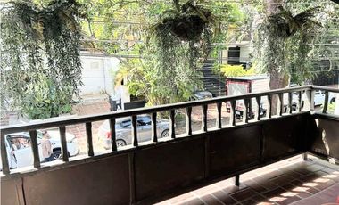 Venta Casa.  Oportunidad de inversión! para oficinas, consultorios