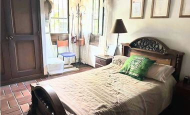 Venta Casa.  Oportunidad de inversión! para oficinas, consultorios