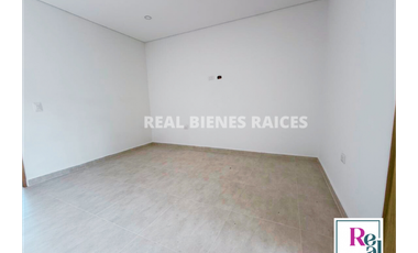 Se vende hermosa casa unifamiliar medianera en unidad abierta