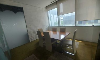 Sewa Ruang Usaha/Retail 371 m2 di Menara Palma Rsuna Said, Hrg Tjngkau