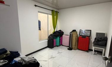 Venta Casa En Yumbo, (Valle). Barrio Bolivar. Primer Piso Dos Locales, Y Dos Apartamentos Completos.sector Comercial.