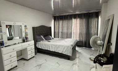 Venta Casa En Yumbo, (Valle). Barrio Bolivar. Primer Piso Dos Locales, Y Dos Apartamentos Completos.sector Comercial.