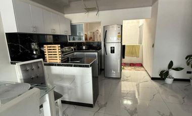 Venta Casa En Yumbo, (Valle). Barrio Bolivar. Primer Piso Dos Locales, Y Dos Apartamentos Completos.sector Comercial.