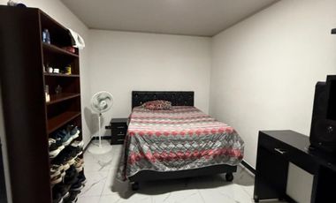 Venta Casa En Yumbo, (Valle). Barrio Bolivar. Primer Piso Dos Locales, Y Dos Apartamentos Completos.sector Comercial.