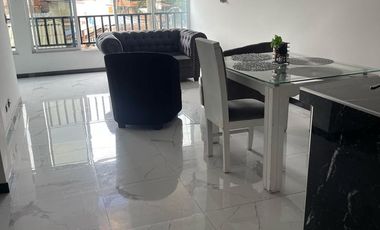 Venta Casa En Yumbo, (Valle). Barrio Bolivar. Primer Piso Dos Locales, Y Dos Apartamentos Completos.sector Comercial.