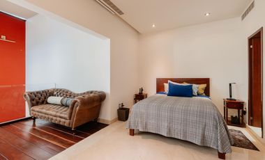 Se Renta Casa en Novo Puerto Cancún con acceso a la playa y amenidades