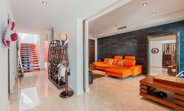 Se Renta Casa en Novo Puerto Cancún con acceso a la playa y amenidades