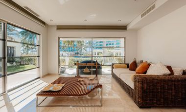Se Renta Casa en Novo Puerto Cancún con acceso a la playa y amenidades
