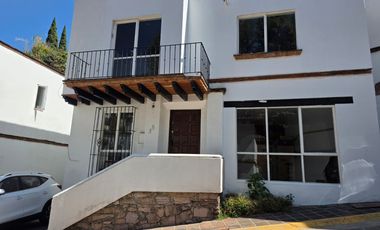 Casa en Renta en Lomas de Tecamachalco Bosques I y II