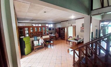 Rumah KLASIK interior Kayu Jati Punggawan Banjarsari Solo