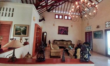 Rumah KLASIK interior Kayu Jati Punggawan Banjarsari Solo