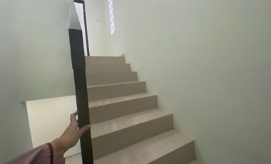 Jual Rumah Tingkat Purwakarta Kota Lt 67 m2 Ciwareng