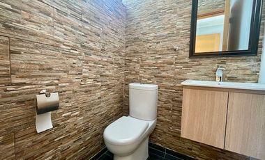 ALVARO CASANOVA, LA REINA ALTA, CONDOMINIO