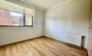 ALVARO CASANOVA, LA REINA ALTA, CONDOMINIO