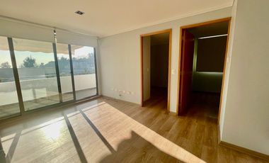 ALVARO CASANOVA, LA REINA ALTA, CONDOMINIO