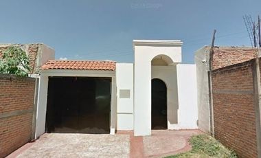 Quinta con gallerras a 5 minutos de Periferici Sur