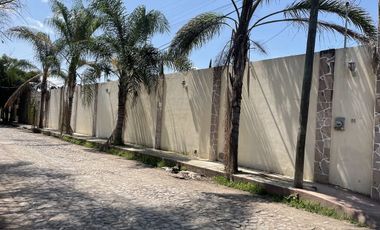 Quinta con gallerras a 5 minutos de Periferici Sur