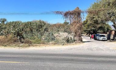 Terreno comercial en venta en Chapala Centro