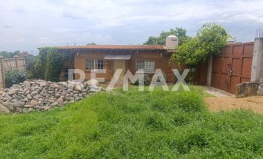 VENTA DE TERRENO CON BUNGALOW EN HUAYAPAM  - (3)