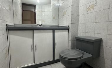 DEPARTAMENTO DE RENTA 3 DORMITORIOS EN LA  ELOY ALFARO Y MORTIÑOS