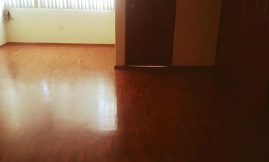 DEPARTAMENTO DE RENTA 3 DORMITORIOS EN LA  ELOY ALFARO Y MORTIÑOS