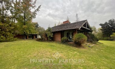 VENTA DE CASA EN CONDOMINIO LOS NOGALES, MACHALI