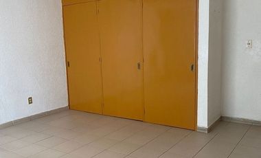 SE RENTA CASA EN LAS ALAMEDAS ATIZAPAN