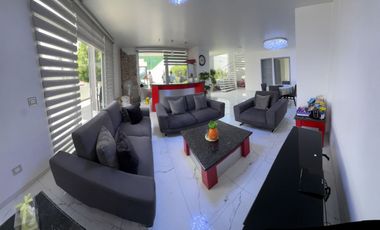 Vendo casa  en Balcones Valle Dorado AV1773