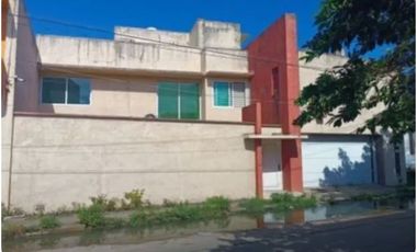 Casa habitacion de 2 niveles,, Esfuerzo de los Hermanos del Trabajo, Coatzacoalc