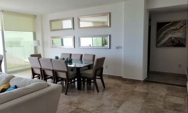 Departamento vista al mar,de tres recámaras en venta en Campeche Country Club