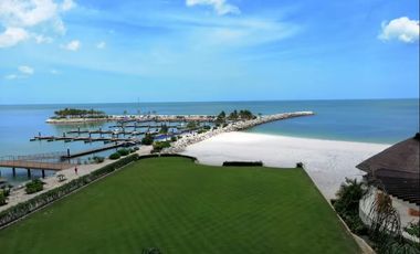 Departamento vista al mar,de tres recámaras en venta en Campeche Country Club