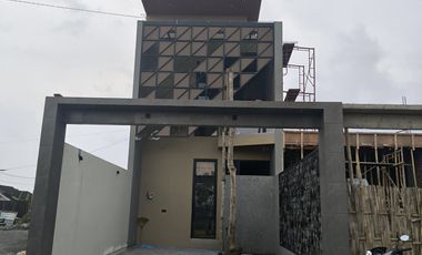 Rumah solo baru dekat dr oen baki manang Surakarta