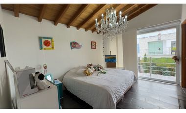 Hermosa casa más apartamento en condominio cerrado en la ceja LDC