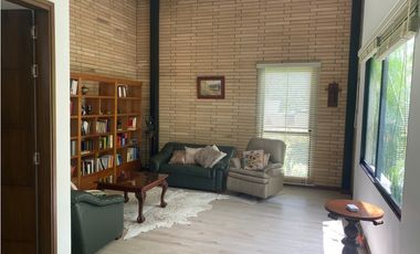 casa finca campestre la  Ceja, vía Rionegro unidad cerrada