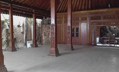 Hotel KLASIK HERITAGE sangat Strategis  pusat Kota Solo