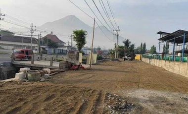 Raya ngoro industri diluar komplek