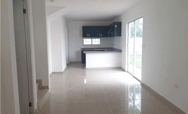 VENDO CASA EN ARRAIJAN PH LAS LAJAS