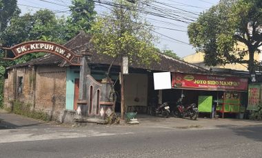Tempat usaha pinggir jalan propinsi baki solo