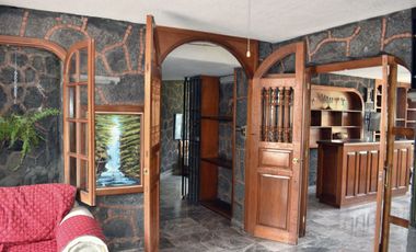 Casa ideal para negocio sobre calle con alto flujo comercial en Brisas Temixco Morelos